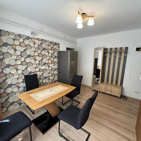 Bingo Apartman Cristuru Secuiesc Exteriör bild